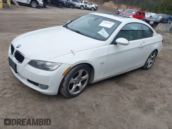 2009 BMW 3 Series 328i xDrive with VIN WBAWV53589P079807, listed as a IAAI auction lot 42063817 with Not Provided miles and . Bid and sale history available at carsss.com. Image 2.