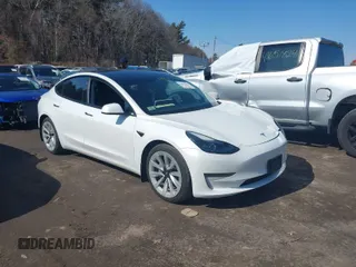 2022 Tesla Model 3 Long Range with VIN 5YJ3E1EB3NF186074, listed as a IAAI auction lot 41652266 with 90,933 mi miles. Bid and sale history available at carsss.com. Image 1.
