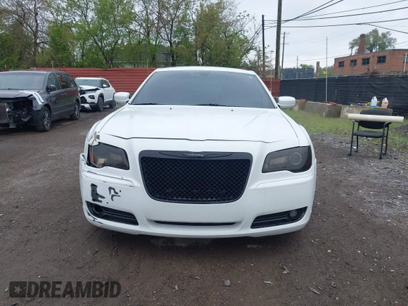 2014 Chrysler 300 S with VIN 2C3CCABG9EH355602, listed as a IAAI auction lot 42244756 with 165,816 mi miles and . Bid and sale history available at DreamBid. Image 12.