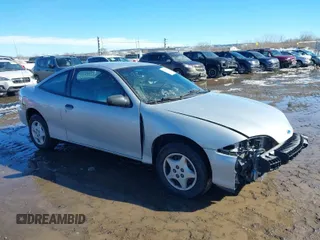 2000 Chevrolet Cavalier with VIN 1G1JC1240Y7441902, listed as a IAAI auction lot 41637287 with 102,499 mi miles. Bid and sale history available at carsss.com. Image 1.
