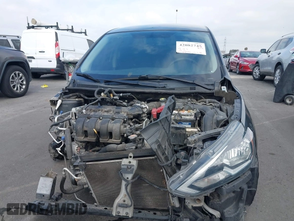 2018 Nissan Sentra SV z VIN 3N1AB7AP9JL643361, wystawiony jako IAAI lot #42082745 z przebiegiem 116 033 mil mil oraz . Historia ofert i sprzedaży dostępna na DreamBid. Obrazek 6.