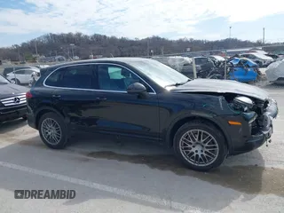 2016 Porsche Cayenne with VIN WP1AA2A25GKA15765, listed as a IAAI auction lot 41715331 with 90,259 mi miles. Bid and sale history available at carsss.com. Image 14.