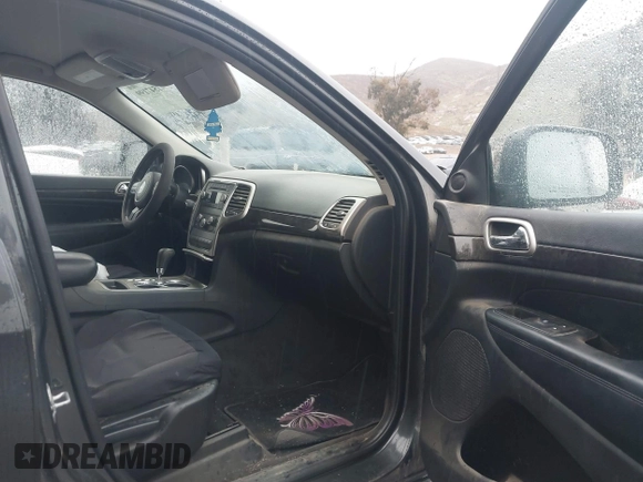 2011 Jeep Grand Cherokee Laredo z VIN 1J4RR4GG1BC566381, wystawiony jako IAAI lot #41547199 z przebiegiem 215 157 mil mil oraz . Historia ofert i sprzedaży dostępna na DreamBid. Obrazek 5.