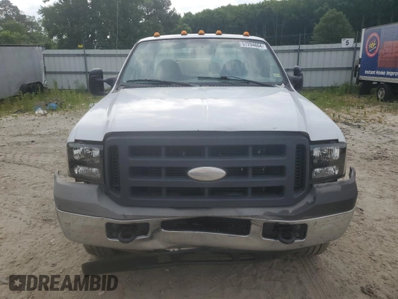 2005 Ford F-250 XL with VIN 1FTSX21595EA44275, listed as a Copart auction lot 57294604 with 253,438 mi miles and Clean title. Bid and sale history available at DreamBid. Image 5.