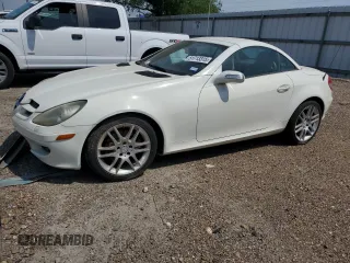 2007 Mercedes-Benz SLK-Class 3.0L with VIN WDBWK54F97F147407, listed as a Copart auction lot 51713315 with 83,872 mi miles and Salvage Title. Bid and sale history available at carsss.com. Image 1.