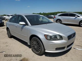 2006 Volvo S40 2.5L Turbo с VIN YV1MH682162184133, выставлен на аукционе Copart как лот 56598235 с пробегом 134 576 миль миль и Списание • Salvage title. История ставок и продаж доступна на DreamBid. Изображение 4.