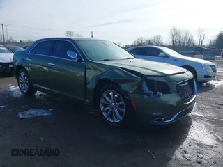 2018 Chrysler 300 Limited with VIN 2C3CCAKG0JH194650, listed as a IAAI auction lot 41848316 with 67,354 mi miles. Bid and sale history available at carsss.com. Image 1.