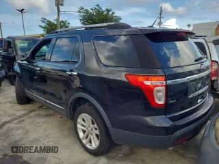 2013 Ford Explorer XLT z VIN 1FM5K7D91DGA48083, wystawiony jako Copart lot #79293904 z przebiegiem Nie podano mil oraz Nie do naprawy • Non repairable. Historia ofert i sprzedaży dostępna na DreamBid. Obrazek 2.