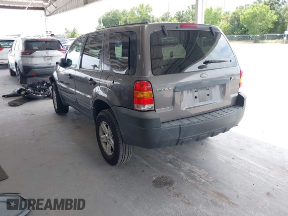 2005 Ford Escape Hybrid with VIN 1FMCU95HX5KD54412, listed as a IAAI auction lot 42115468 with 151,922 mi miles and . Bid and sale history available at DreamBid. Image 3.