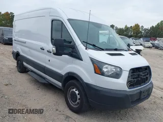 2019 Ford Transit z VIN 1FTYR2CM2KKA24925, wystawiony jako IAAI lot #40769513 z przebiegiem 164 464 mil mil oraz . Historia ofert i sprzedaży dostępna na DreamBid. Obrazek 1.