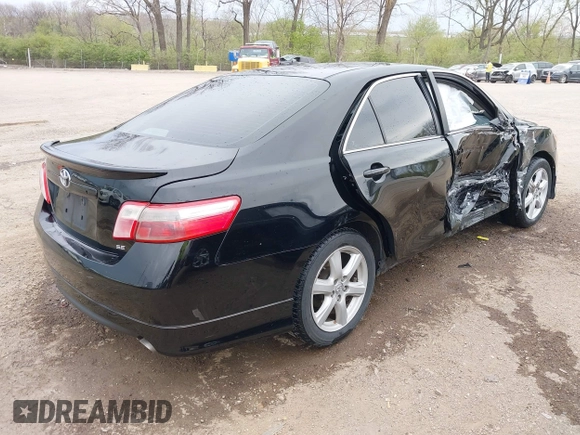 2008 Toyota Camry LE z VIN 4T1BE46K08U212553, wystawiony jako IAAI lot #42059593 z przebiegiem 475 590 mil mil oraz . Historia ofert i sprzedaży dostępna na DreamBid. Obrazek 4.