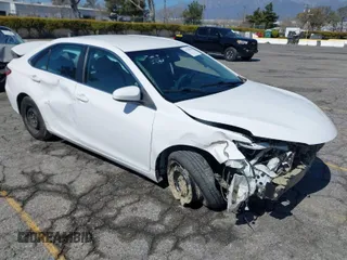 2015 Toyota Camry XLE z VIN 4T1BF1FK6FU106259, wystawiony jako IAAI lot #41708580 z przebiegiem 86 673 mil mil oraz . Historia ofert i sprzedaży dostępna na DreamBid. Obrazek 1.
