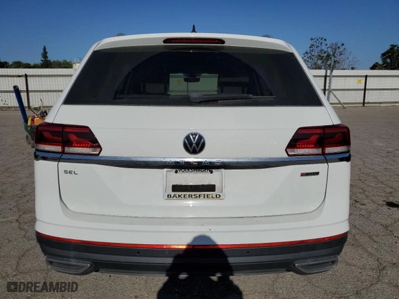 2021 Volkswagen Atlas 2.0T SEL with VIN 1V2BP2CAXMC586018, listed as a Copart auction lot 54263334 with 47,763 mi miles. Bid and sale history available at carsss.com. Image 6.
