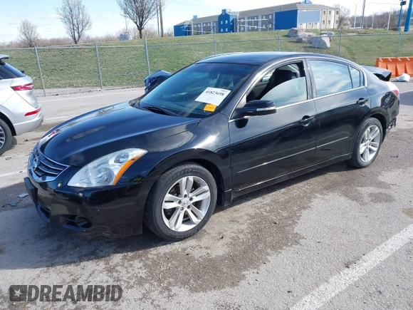 2010 Nissan Altima 3.5 SR with VIN 1N4BL2AP7AC111559, listed as a IAAI auction lot 41823698 with 154,865 mi miles. Bid and sale history available at carsss.com. Image 18.