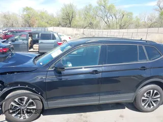 2023 Volkswagen Tiguan S с VIN 3VVRB7AX4PM072320, выставлен на аукционе IAAI как лот 41967612 с пробегом 10 029 миль миль и . История ставок и продаж доступна на DreamBid. Изображение 14.