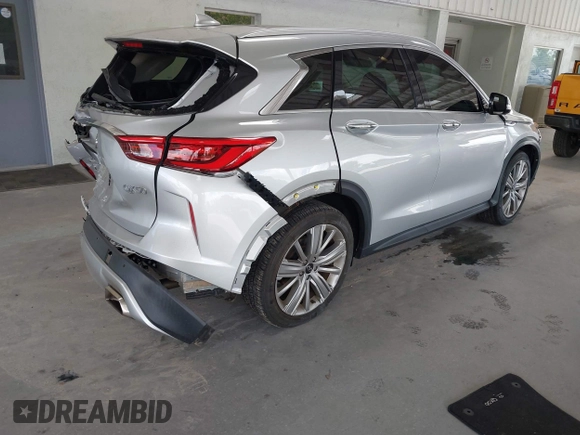 2020 Infiniti QX50 Luxe z VIN 3PCAJ5M14LF113182, wystawiony jako IAAI lot #42651997 z przebiegiem 23 035 mil mil oraz . Historia ofert i sprzedaży dostępna na DreamBid. Obrazek 4.