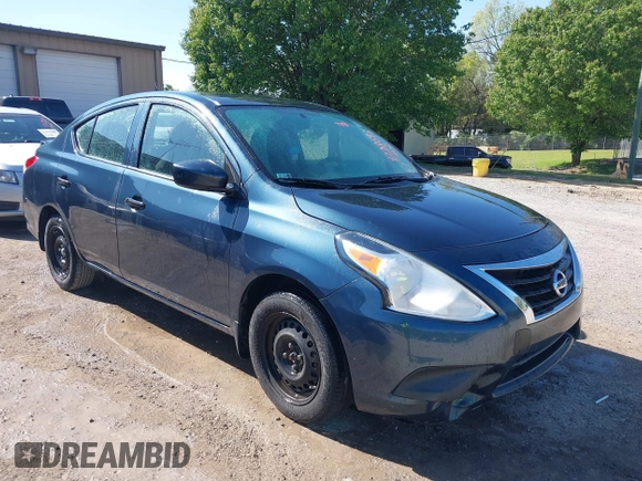 2016 Nissan Versa SV with VIN 3N1CN7AP7GL915950, listed as a IAAI auction lot 42058693 with 162,359 mi miles. Bid and sale history available at carsss.com. Image 1.
