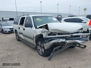 2003 Chevrolet Suburban LS with VIN 3GNEC16ZX3G320202, listed as a IAAI auction lot 41596078 with 287,841 mi miles. Bid and sale history available at carsss.com. Image 1.