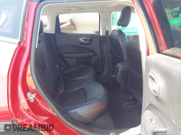 2021 Jeep Compass Altitude with VIN 3C4NJCBB3MT560039, listed as a IAAI auction lot 42536979 with 30,357 mi miles and . Bid and sale history available at DreamBid. Image 8.