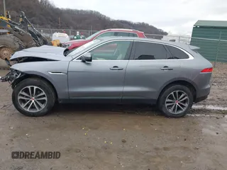 2020 Jaguar F-Pace 25t Premium with VIN SADCJ2FX9LA643542, listed as a IAAI auction lot 41728704 with 52,003 mi miles and . Bid and sale history available at DreamBid. Image 15.