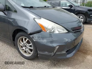 2012 Toyota Prius Two z VIN JTDZN3EU7C3094290, wystawiony jako IAAI lot #42223111 z przebiegiem 186 823 mil mil oraz . Historia ofert i sprzedaży dostępna na DreamBid. Obrazek 6.