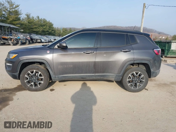 2019 Jeep Compass Trailhawk with VIN 3C4NJDDB9KT622415, listed as a IAAI auction lot 41779314 with 98,930 mi miles and . Bid and sale history available at carsss.com. Image 14.