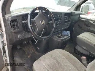 2011 Chevrolet Express Cargo z VIN 1GCZGTCG4B1109832, wystawiony jako Copart lot #85140514 z przebiegiem Nie podano mil oraz Czysty tytuł • Clean title. Historia ofert i sprzedaży dostępna na DreamBid. Obrazek 8.