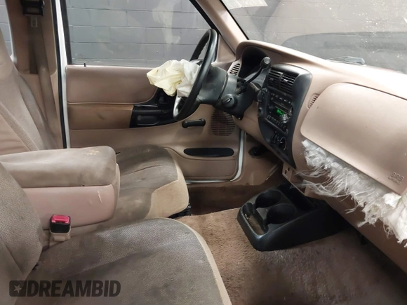 2000 Ford Ranger XLT с VIN 1FTZR15X3YTA63788, выставлен на аукционе IAAI как лот 42553944 с пробегом 143 754 миль миль и . История ставок и продаж доступна на DreamBid. Изображение 5.