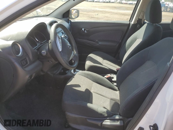 2016 Nissan Versa SV z VIN 3N1CN7AP6GL845096, wystawiony jako Copart lot #57167385 z przebiegiem 219 374 mil mil oraz Szkoda całkowita • Salvage title. Historia ofert i sprzedaży dostępna na DreamBid. Obrazek 7.