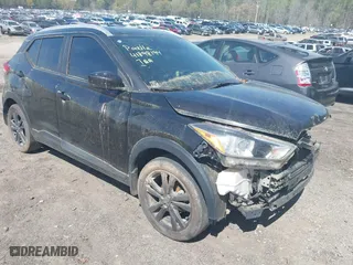 2018 Nissan Kicks SR with VIN 3N1CP5CU1JL527038, listed as a IAAI auction lot 41898194 with 47,292 mi miles. Bid and sale history available at carsss.com. Image 1.