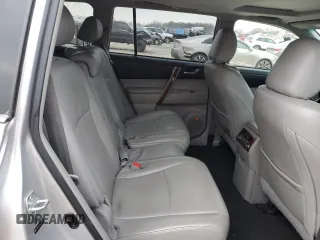 2011 Toyota Highlander Limited z VIN 5TDDK3EH3BS057997, wystawiony jako Copart lot #82836164 z przebiegiem 196 690 mil mil oraz Czysty tytuł • Clean title. Historia ofert i sprzedaży dostępna na DreamBid. Obrazek 11.