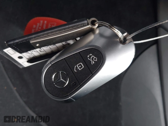 2023 Mercedes-Benz C 300 с VIN W1KAF4GB9PR071002, выставлен на аукционе IAAI как лот 42157912 с пробегом Не указан миль и . История ставок и продаж доступна на DreamBid. Изображение 11.