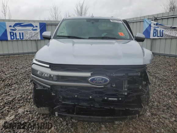 2024 Ford Expedition XLT with VIN 1FMJU1J82REA38554, listed as a Copart auction lot 47930445 with 0 mi miles and Salvage Title. Bid and sale history available at carsss.com. Image 5.