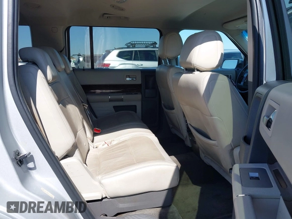 2011 Ford Flex SEL z VIN 2FMGK5CC6BBD33666, wystawiony jako IAAI lot #42237123 z przebiegiem 205 239 mil mil oraz . Historia ofert i sprzedaży dostępna na DreamBid. Obrazek 8.