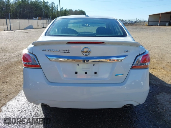 2014 Nissan Altima 2.5 S with VIN 1N4AL3AP7EN222382, listed as a IAAI auction lot 41674109 with 84,721 mi miles. Bid and sale history available at carsss.com. Image 16.