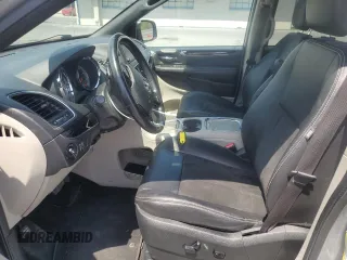 2019 Dodge Grand Caravan SXT with VIN 2C4RDGCG7KR622259, listed as a Copart auction lot 54888855 with 120,613 mi miles and Salvage Title. Bid and sale history available at DreamBid. Image 7.
