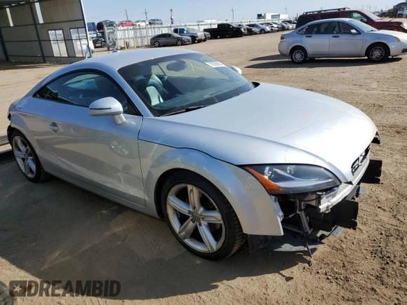 2011 Audi TT Premium Plus z VIN TRUBFAFK8B1025186, wystawiony jako Copart lot #70555994 z przebiegiem 100 584 mil mil oraz Szkoda całkowita • Salvage title. Historia ofert i sprzedaży dostępna na DreamBid. Obrazek 4.
