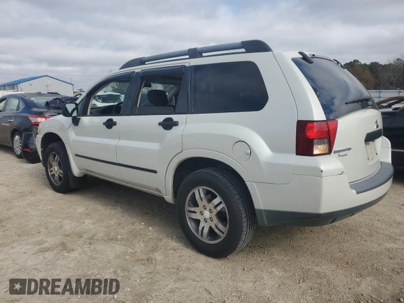 2006 Mitsubishi Endeavor XLS with VIN 4A4MM31S96E069653, listed as a Copart auction lot 85291214 with 127,041 mi miles and Salvage Title. Bid and sale history available at carsss.com. Image 2.