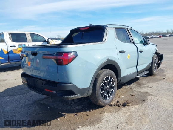 2023 Hyundai Santa Cruz SEL z VIN 5NTJC4AE4PH042943, wystawiony jako IAAI lot #41807647 z przebiegiem Nie podano mil oraz . Historia ofert i sprzedaży dostępna na DreamBid. Obrazek 4.