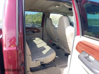 2006 Ford Super Duty F-250 XL with VIN 1FTSW21P86EA63227, listed as a IAAI auction lot 40354768 with 131,322 mi miles. Bid and sale history available at carsss.com. Image 8.