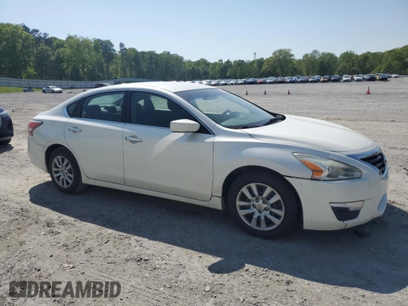 2014 Nissan Altima 2.5 S with VIN 1N4AL3AP2EC173801, listed as a Copart auction lot 52800505 with 212,921 mi miles and Salvage Title. Bid and sale history available at carsss.com. Image 4.