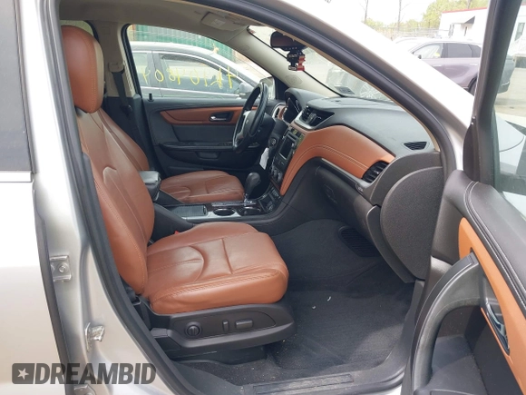 2017 Chevrolet Traverse LT with VIN 1GNKRHKD7HJ346427, listed as a IAAI auction lot 42104804 with 86,636 mi miles and . Bid and sale history available at DreamBid. Image 5.
