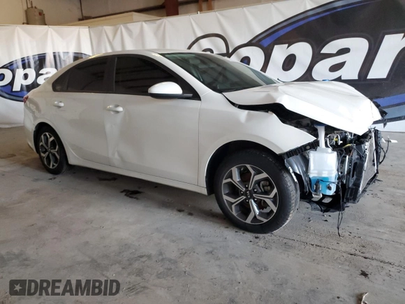 2020 Kia Forte LXS with VIN 3KPF24AD9LE261927, listed as a Copart auction lot 46246895 with 90,953 mi miles and Clean Title. Bid and sale history available at carsss.com. Image 4.