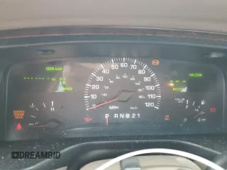 2000 Lincoln Town Car Signature с VIN 1LNHM82W1YY903645, выставлен на аукционе Copart как лот 55663175 с пробегом Не указан миль и Списание • Salvage title. История ставок и продаж доступна на DreamBid. Изображение 9.