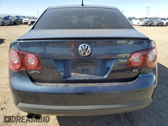 2010 Volkswagen Jetta Limited Edition с VIN 3VWAZ7AJ1AM102283, выставлен на аукционе Copart как лот 44348575 с пробегом 125 463 миль миль и Списание • Salvage title. История ставок и продаж доступна на DreamBid. Изображение 6.