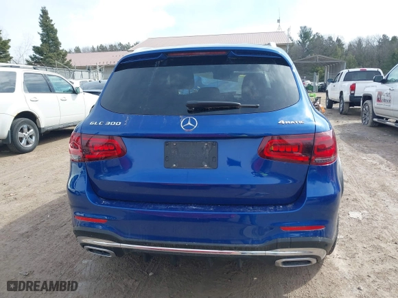2022 Mercedes-Benz GLC with VIN W1N0G8EB1NG069727, listed as a IAAI auction lot 41841850 with 38,512 mi miles. Bid and sale history available at carsss.com. Image 16.