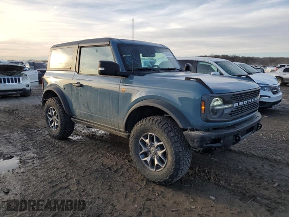 2023 Ford Bronco with VIN 1FMDE5CP6PLB92831, listed as a Copart auction lot 46227895 with 19,065 mi miles and Salvage Title. Bid and sale history available at carsss.com. Image 4.