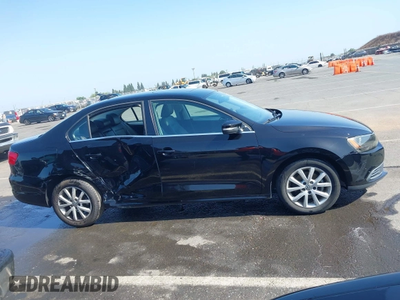 2013 Volkswagen Jetta SE with VIN 3VWDP7AJ7DM279184, listed as a IAAI auction lot 42387002 with 84,288 mi miles and . Bid and sale history available at DreamBid. Image 13.