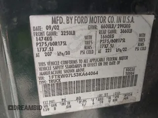 2003 Ford F-150 XLT with VIN 1FTRW07L53KA64064, listed as a IAAI auction lot 41697350 with 227,114 mi miles. Bid and sale history available at carsss.com. Image 9.