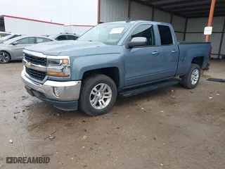 2016 Chevrolet Silverado 1500 LT with VIN 1GCRCREC5GZ165179, listed as a IAAI auction lot 40793646 with 86,505 mi miles. Bid and sale history available at carsss.com. Image 2.